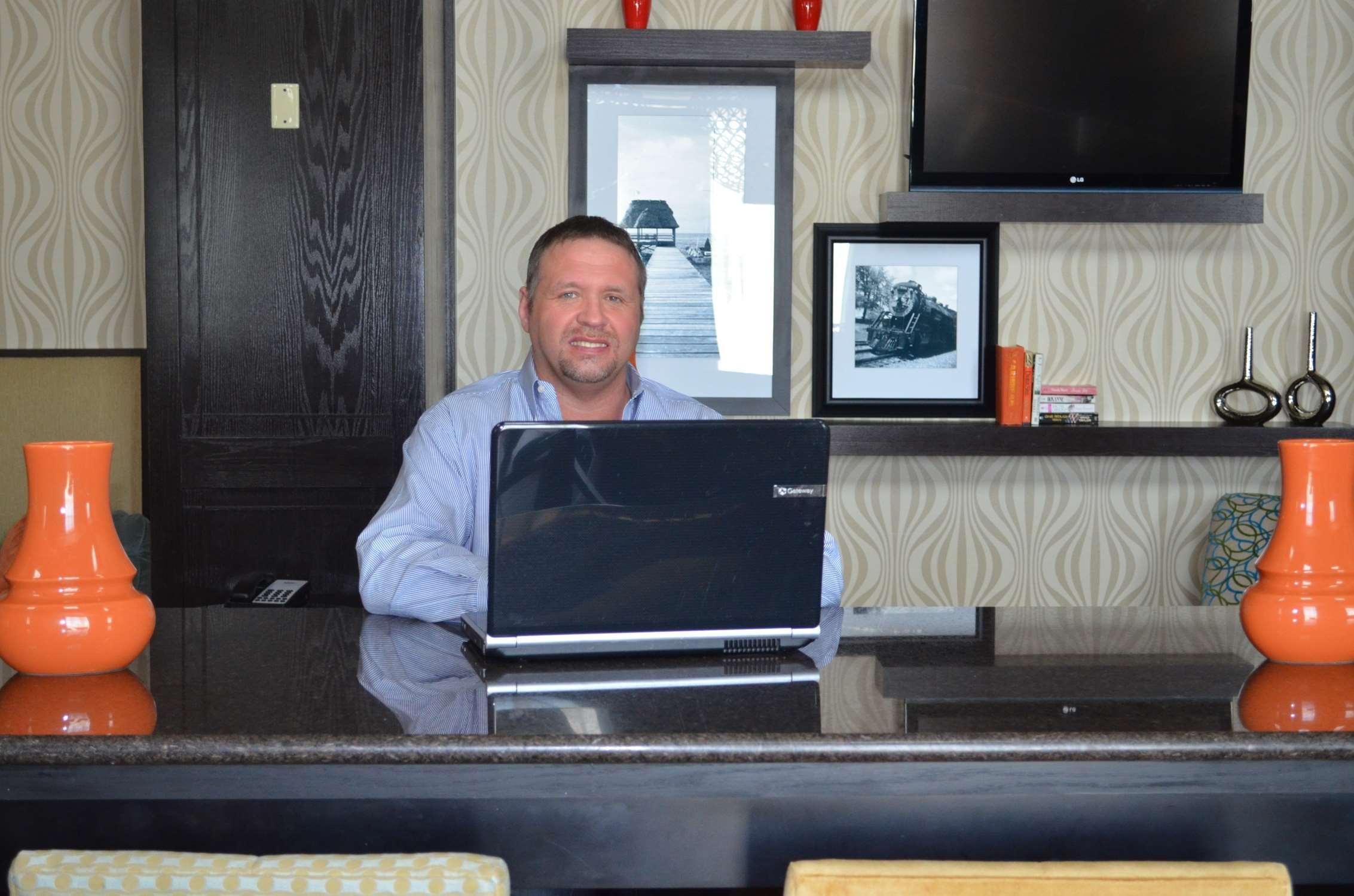 Hampton Inn&suites