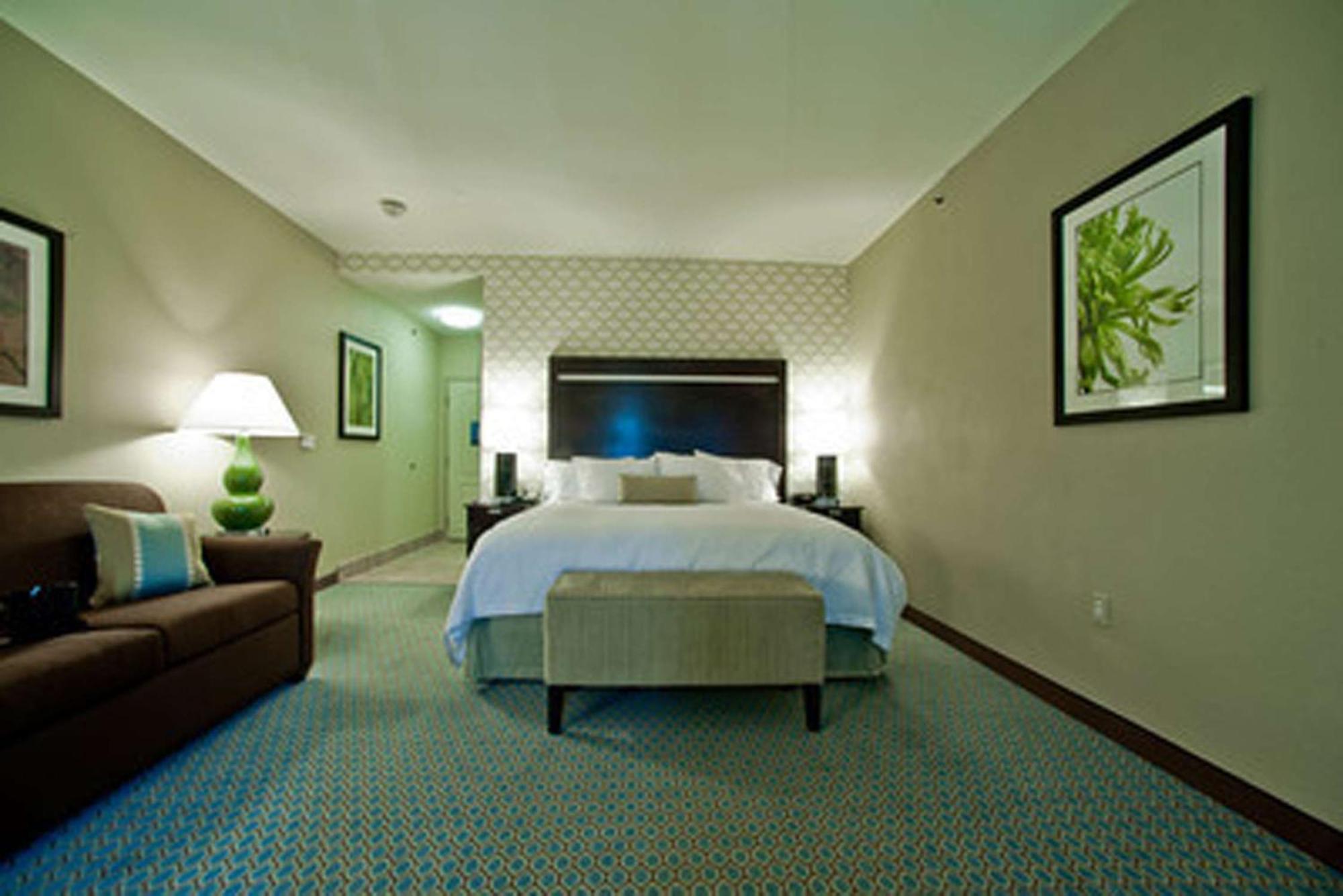 Hampton Inn&suites Denison