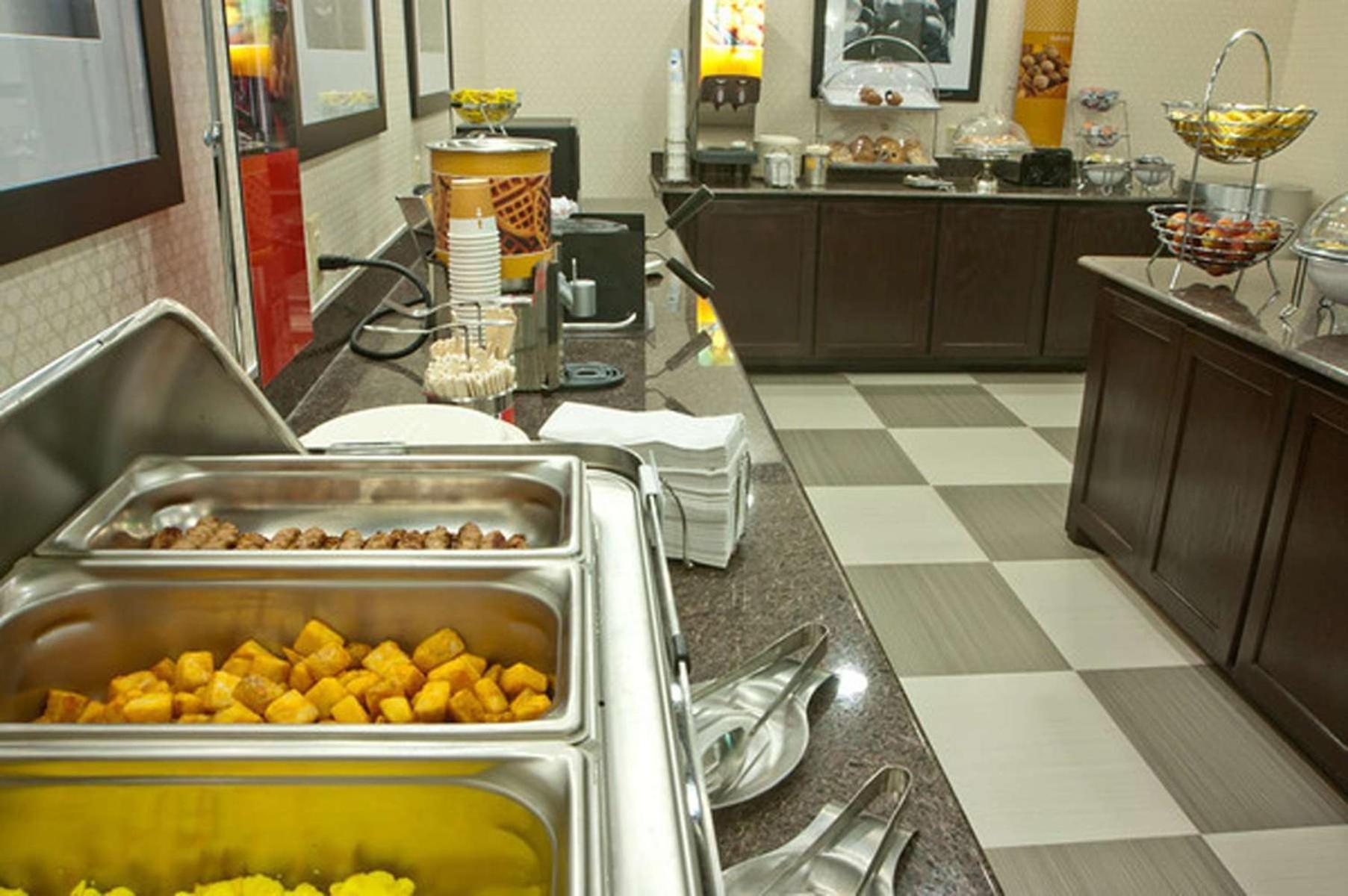 Hampton Inn&suites