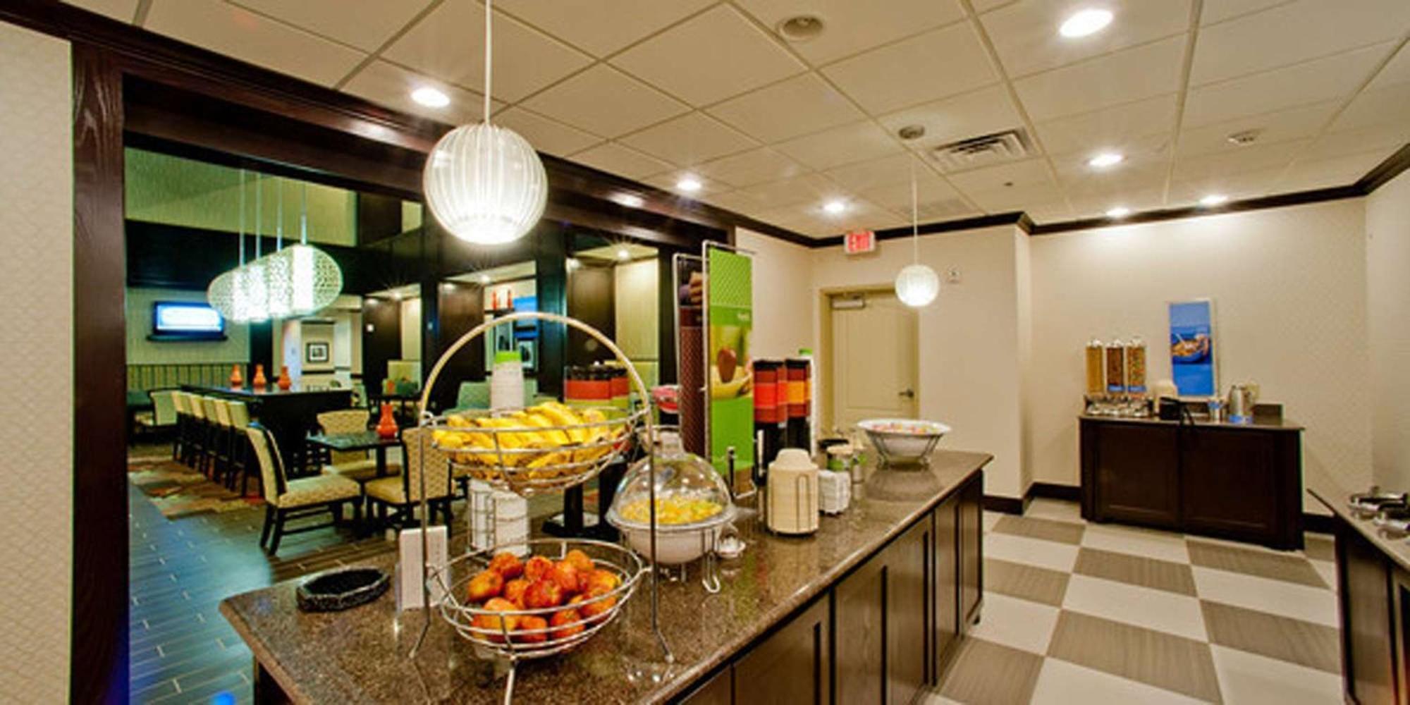 Hampton Inn&suites 3*