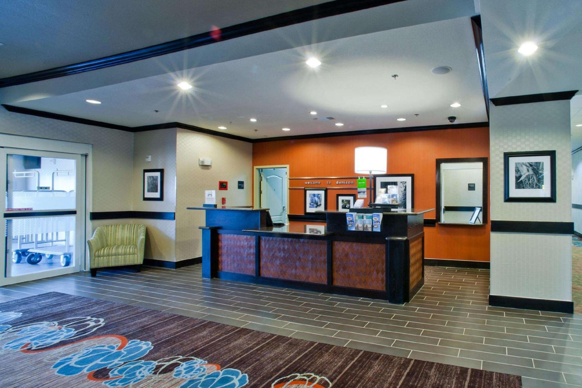 Hampton Inn&suites 3*