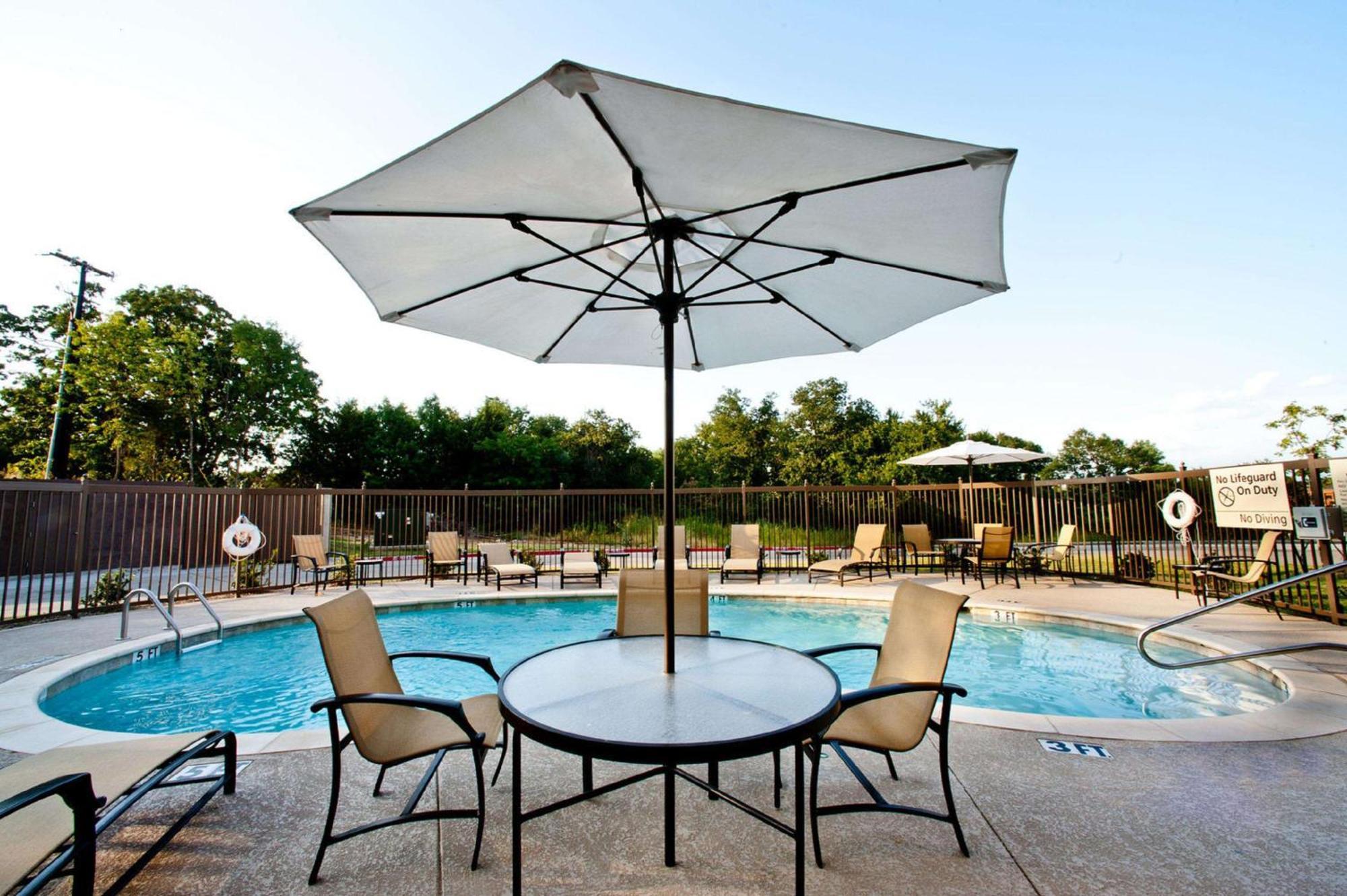 Hotel Hampton Inn&suites Denison
